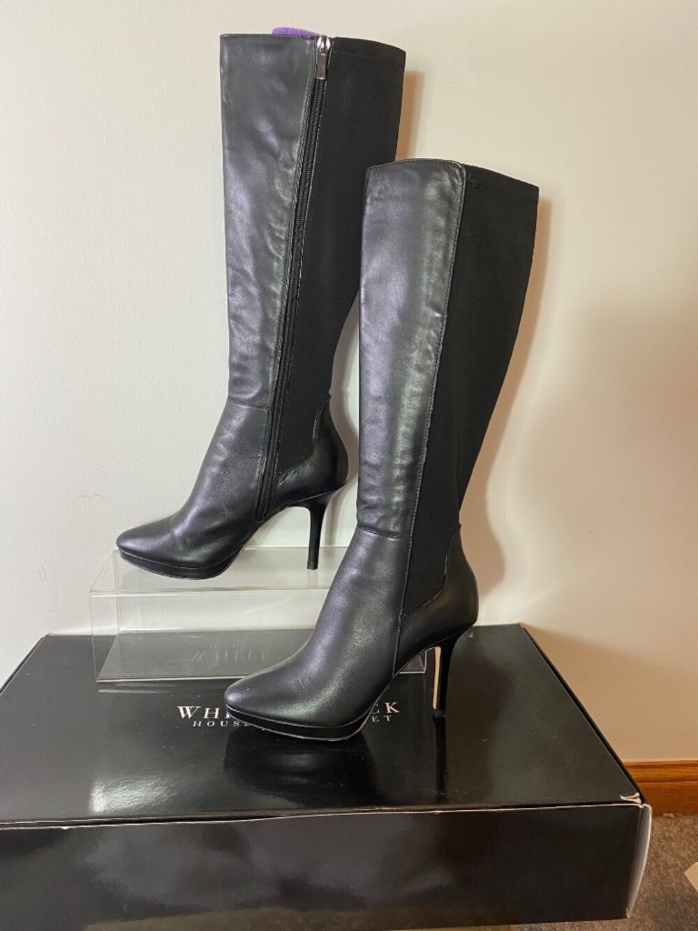 WHBM Black Leather Knee-High Heeled Boots Side Zipper 7.5